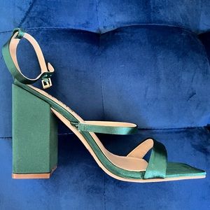 Emerald green satin heel size 8. Never used